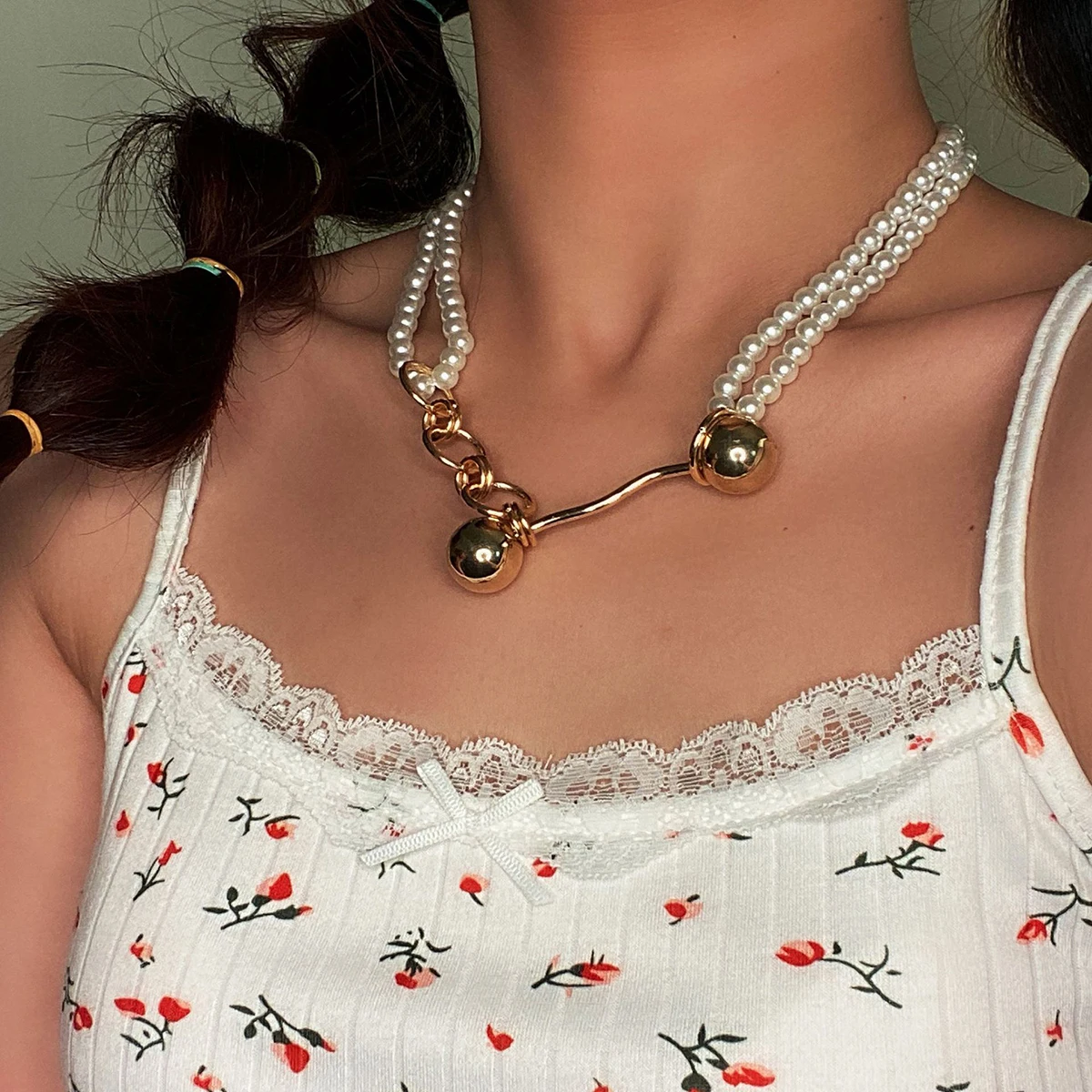 

2021 New Retro Imitation Pearl Metal Necklace Women's Geometric Design Necklace Necklace Golden Necklace Jewelry Gift