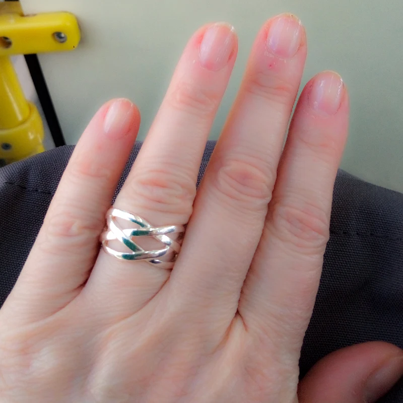 Кольцо DOTEFFIL из стерлингового серебра 925 пробы с перекрестными вставками для