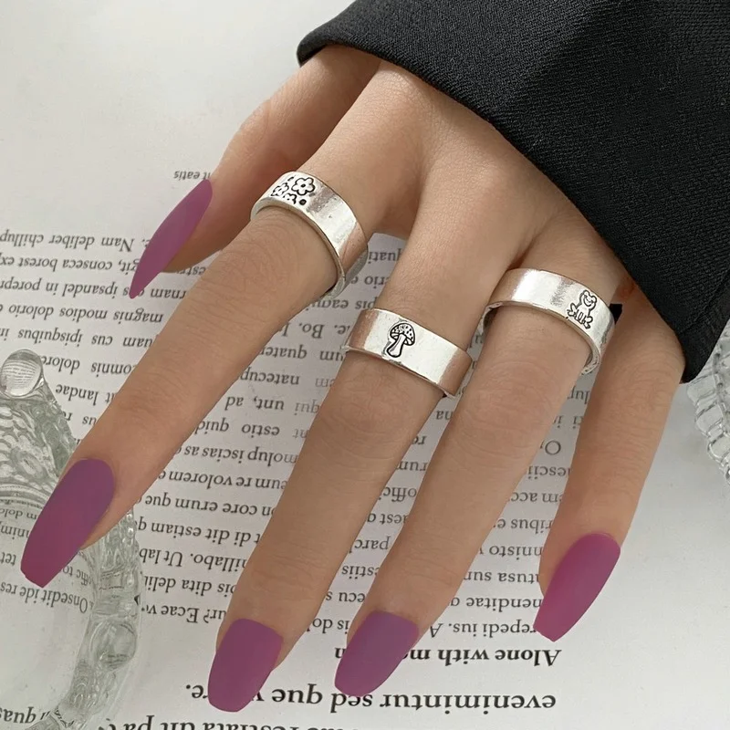 

2021Couples Matching Gothic Accessories Men's Woman's Ring Mushroom Ring Suit 3-Piece Joint Retro Carved Butterfly Ring Jewelry