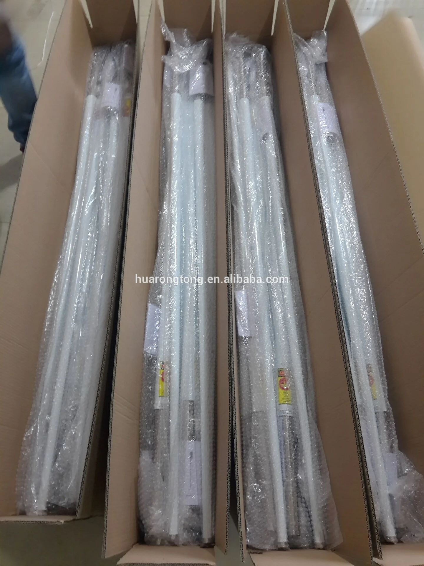 

1200MHz high gain base station fiberglass whip antenna for video transimission system