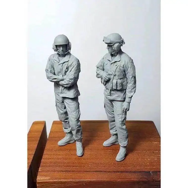 Фигурка пилота из неокрашенного истребителя модель смолы в масштабе 1/35