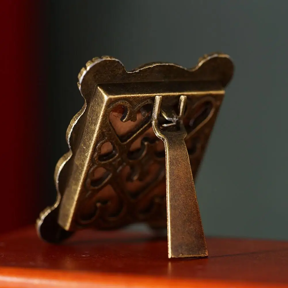 

1:12 Dollhouse Mini Accessories Texture Metal Retro Frame Photo E4C3