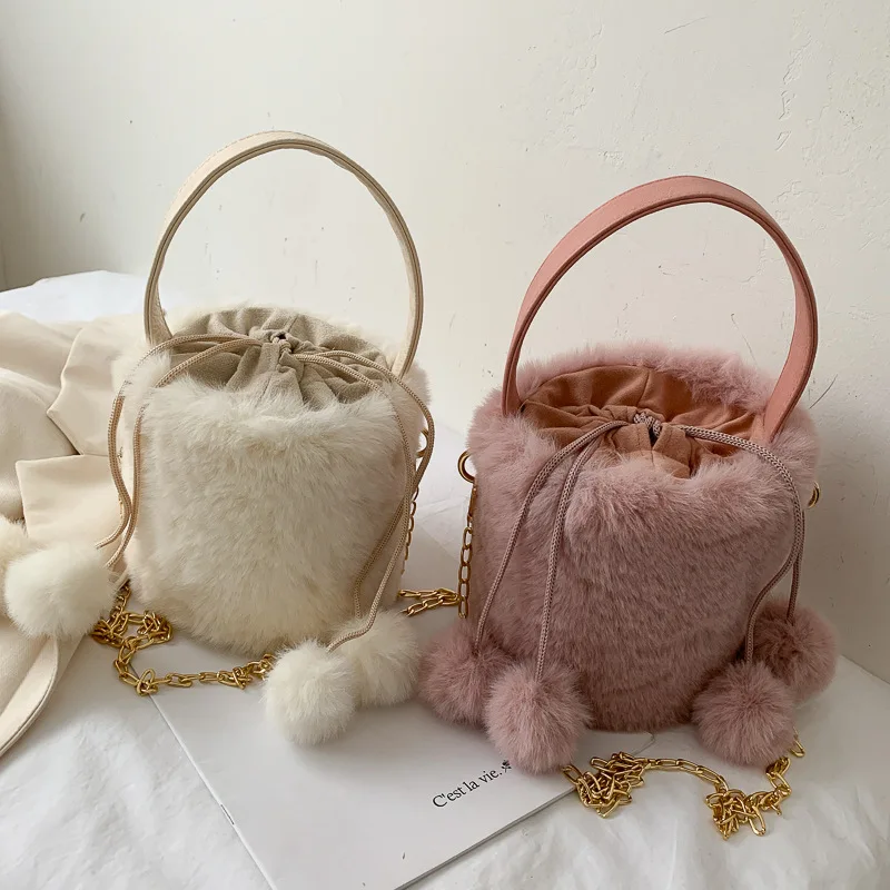 

Ladies Fashion Cute Plush Ball Ball Drawstring Shoulder Messenger Bucket Bag Large Capacity Cosmetics Mobile Phone Coin Purse