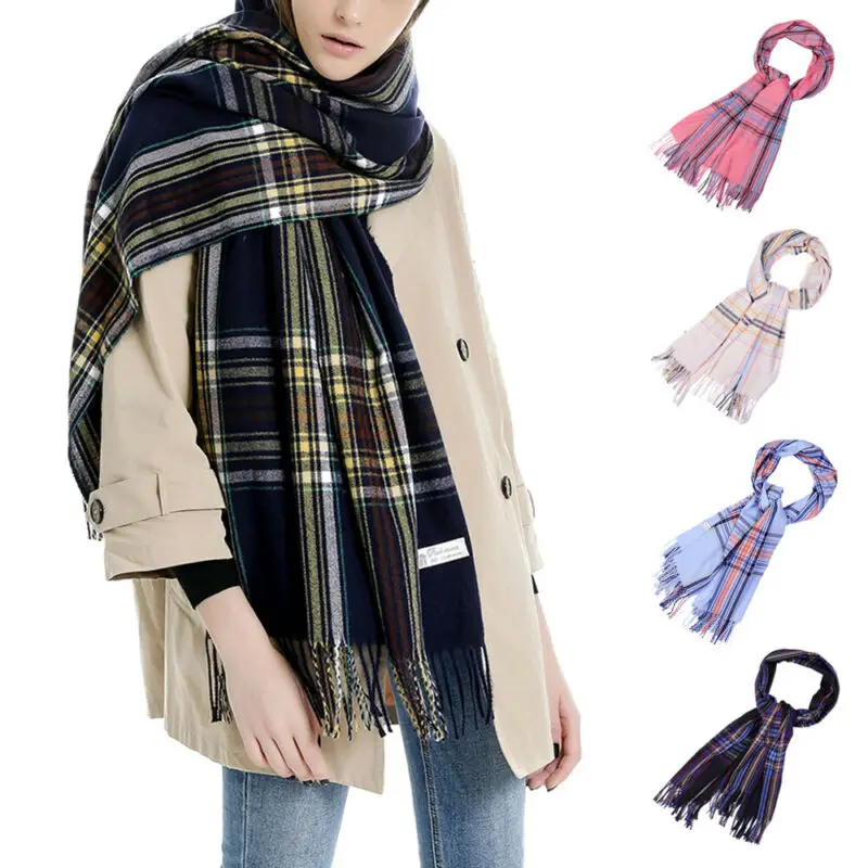 Женский большой клетчатый треугольный шарф в клетку шаль зимний теплый