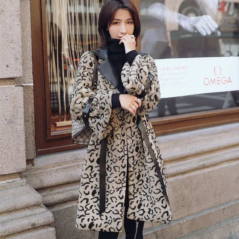 

Winter Coat Women 2020 New Leopard Faux Lamb Fur Jacket Warm Thick Fashion Loose Plush Ladies Coat Long Coat Women Fluffy Jacket