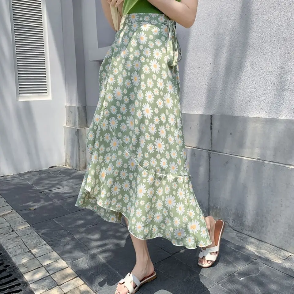 

Слитная шифоновая юбка с маленькой маргариткой, женская летняя тонкая юбка средней длины с завышенной талией и листьями лотоса