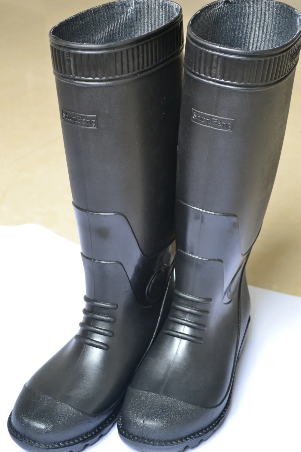 Сапоги Aleafalling мужские резиновые водонепроницаемые до колена без застежки из ПВХ