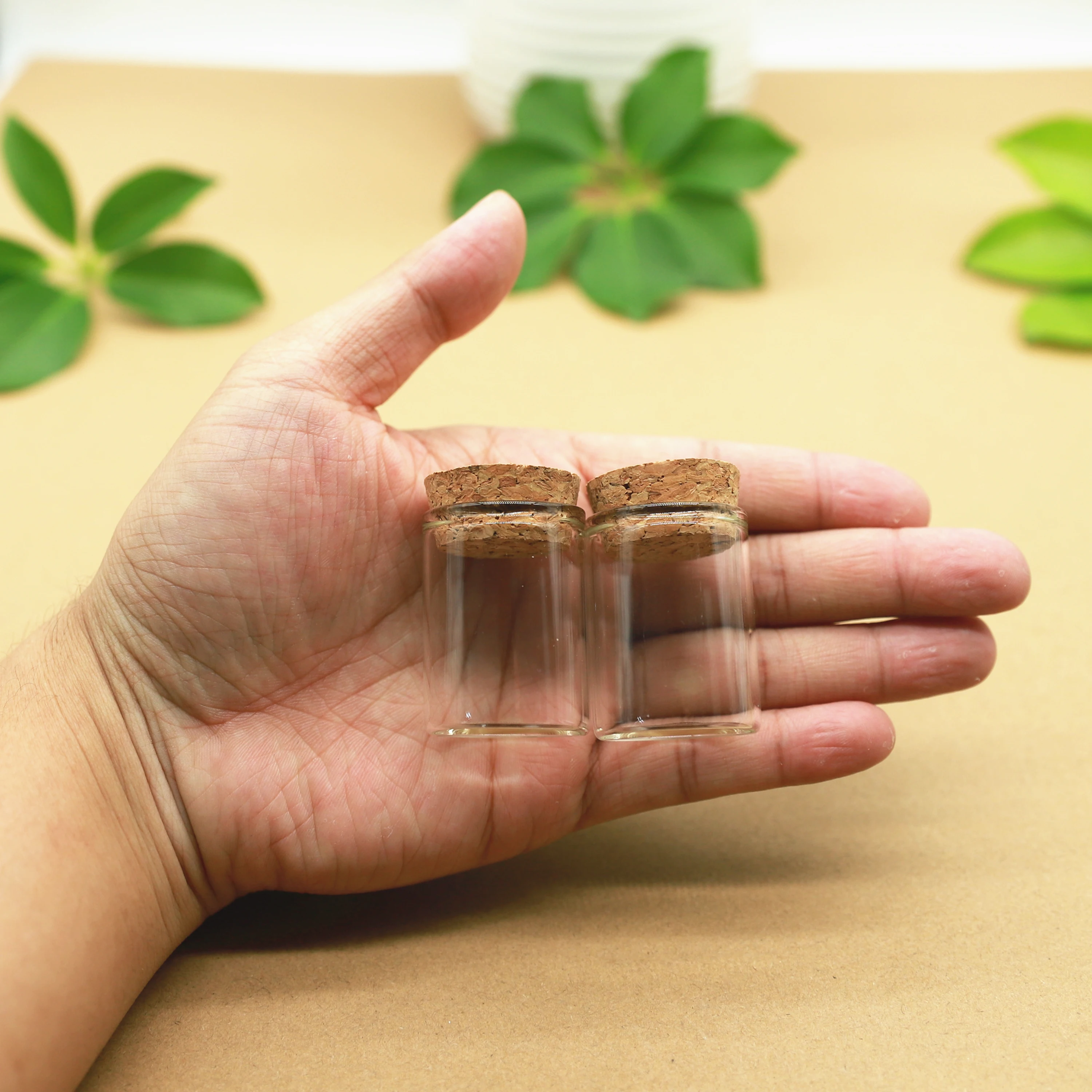 

50 Pieces Glass Bottles 30*40mm 15ml Cork Stopper Spicy Storage Bottle Container Glass Jars Vials DIY Practical Craft