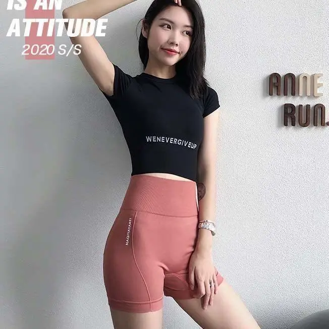 

New yoga sports running fitness outside wearing shorts women tight pants women high waist stretch peach buttocks tuck pants