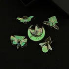 Эмалированная заколка, флуоресцентная брошь в виде насекомого, светящиеся броши-бабочки в форме светлячка, женские броши значок для рюкзака, подарки на новый год