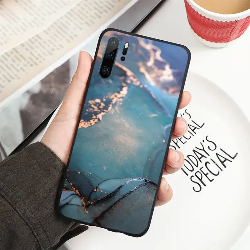 

Marble Crack Matte Phone Case For Huawei P40 P20 P30 lite Pro P Smart 2019 Mate 40 20 10 Lite Pro Nova 5t