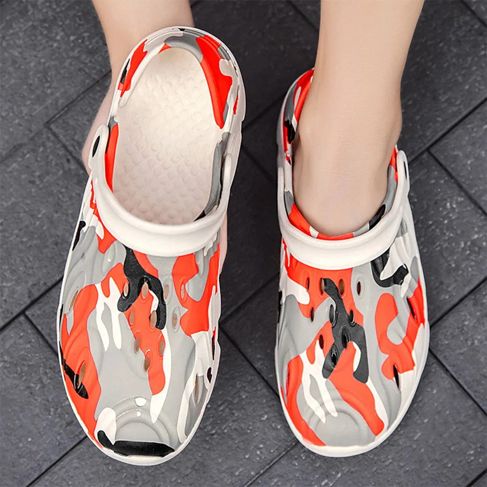 

Summer men's casual sports sandals, outdoor fashion trend hole shoes, youth non-slip wear-resistant beach sandals