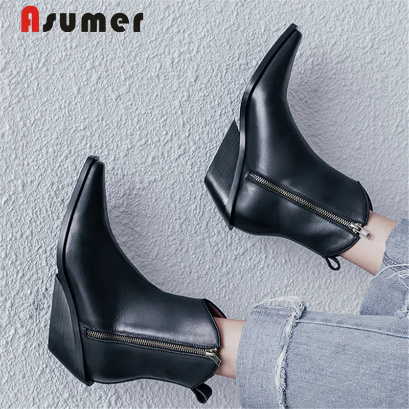 Женские ботильоны из натуральной кожи на танкетке с острым носком|Женские