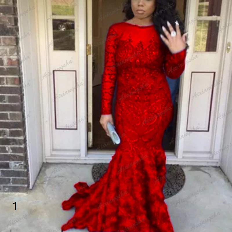 Блестящие прозрачные платья-русалки с длинными рукавами и круглым вырезом |