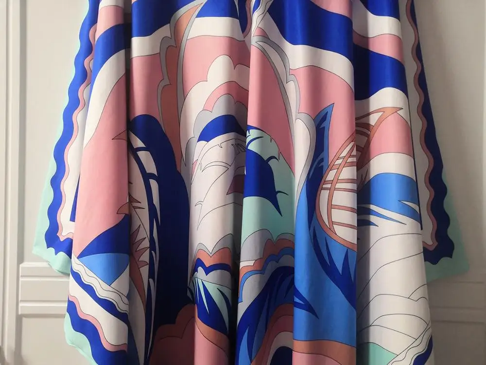 

VERDEJULIAY Women's Maxi Dress Runway Fashion Autumn Winter Loose Style V-Neck Batwing Sleeve Geometric Print Casual XXL Dress