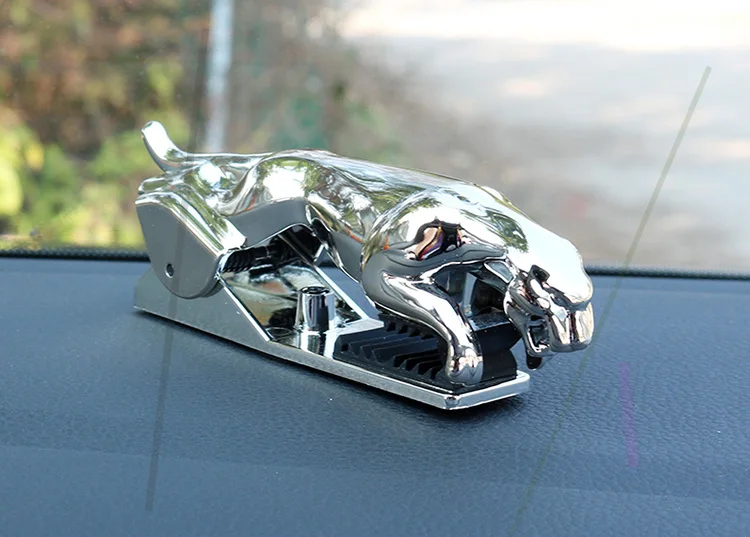 tape Silver Car Phone Holder Leopard Cheetah 360 Degree GPS Navigation Dashboard Phone Holder For iPhone 8 Plus XS XR 11 Por MAX S10 Mate30 - Цвет: tape Silver