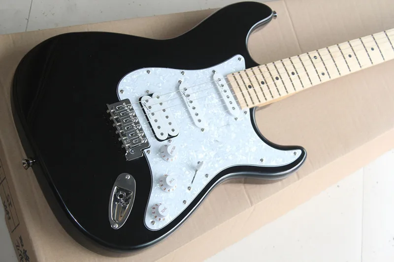 

High quality black electric guitar, white pearl guard, HSS pickup, maple fingerboard. It can be customized according to requirem