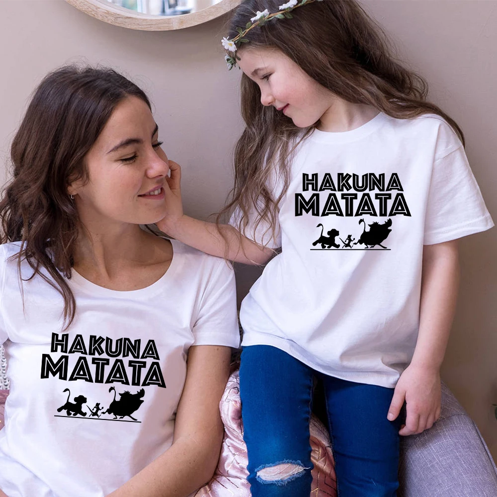 

Cartoon T-shirt Disney Aesthetic Comfortable Simba Print T Shirt Minimalist Mother Daughter Clothes Family Look Comfy Clothes