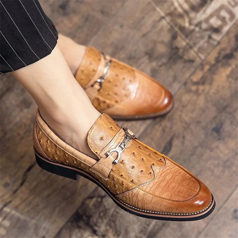

2020 New Business Men Oxfords Shoes Summer Breathable Holes Male Office Wedding Shoes Zapatos Hombre Party Men Leather Shoes