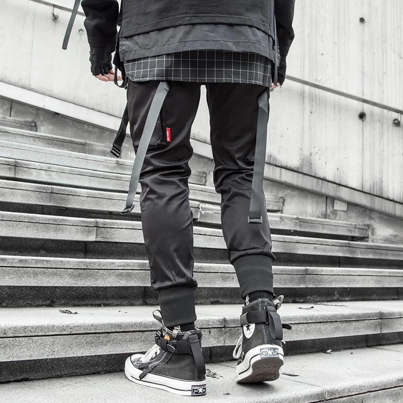 Брюки-карго в стиле Харадзюку черные шаровары с карманами и лентами спортивные