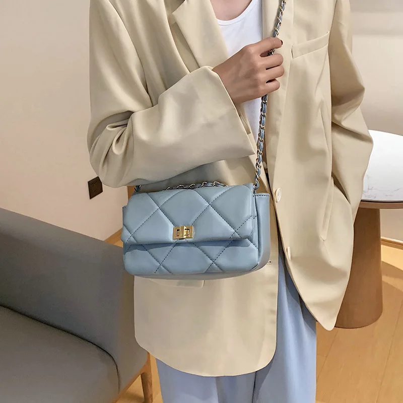 

Women PU Leather Crossbody Bags Female Fashion Solid Color Shoulder Bag Chain Design Handbags Travel Messenger Bag 2021 XA762H