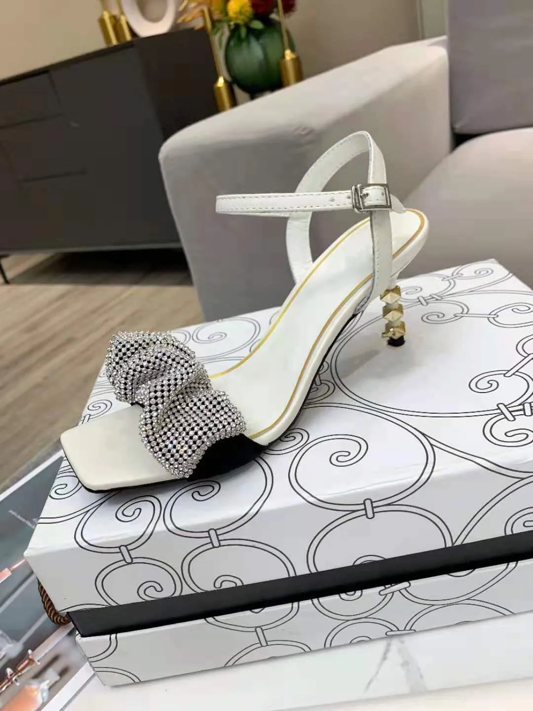 

2021 spring and Autumn Sandals lace up Valentine's Day date summer classic sexy high heels leakage toes of women's heels rhinest
