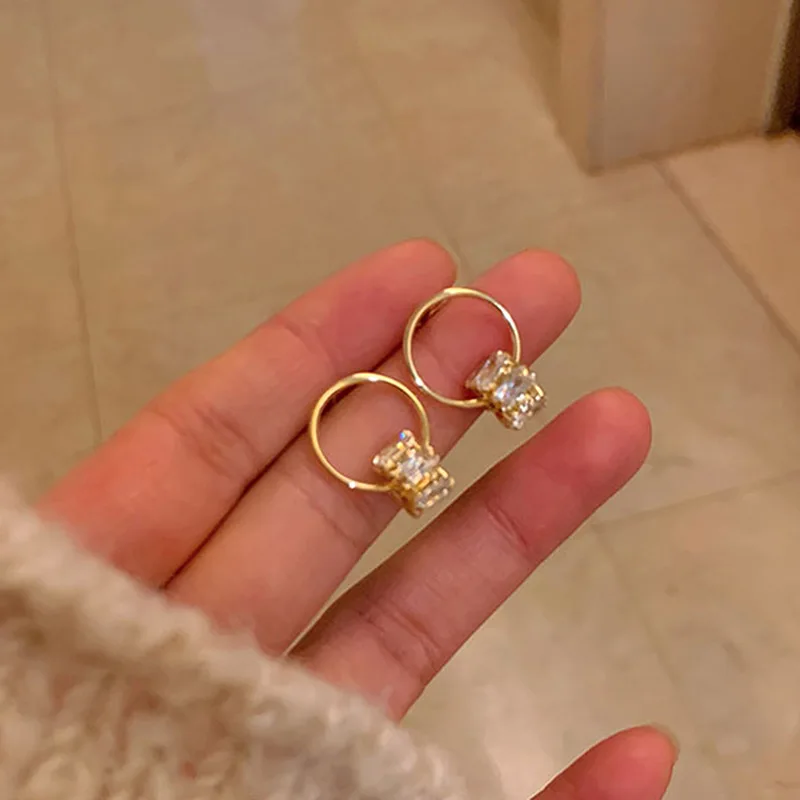 

2021 INS Korean sexy temperament style ~ super sweet Haoshi stud earrings~