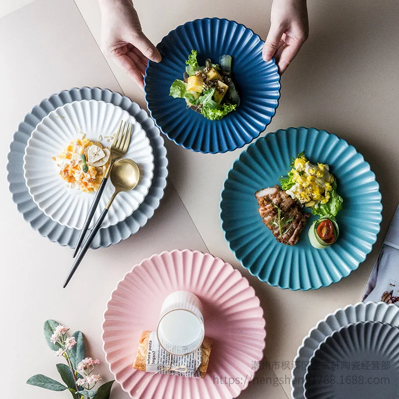 

Creative Nordic ins Chrysanthemum Plate Ceramic Tableware online celebrity Western Steak Plate Simple Household Snack Plate