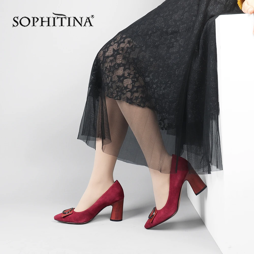 Женские замшевые туфли лодочки SOPHITINA элегантные лаконичные на квадратном