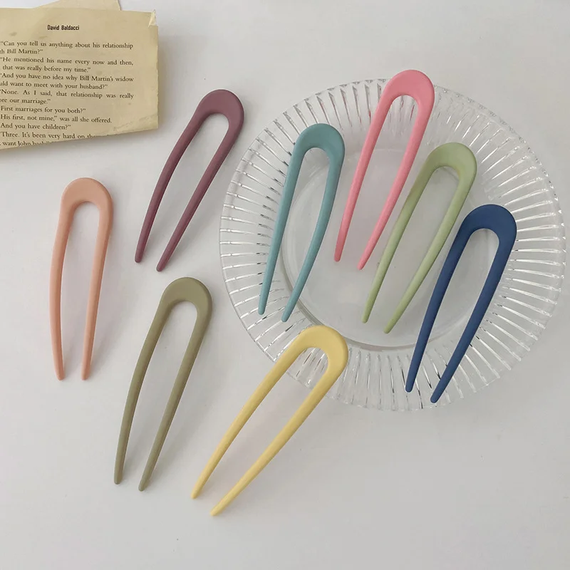 

Candy Color U-Shaped Alloy Hairpin For Ladies All-Match Fashion Hairpin Headdres Simple Retro Hairpin Geometric Girl Hair