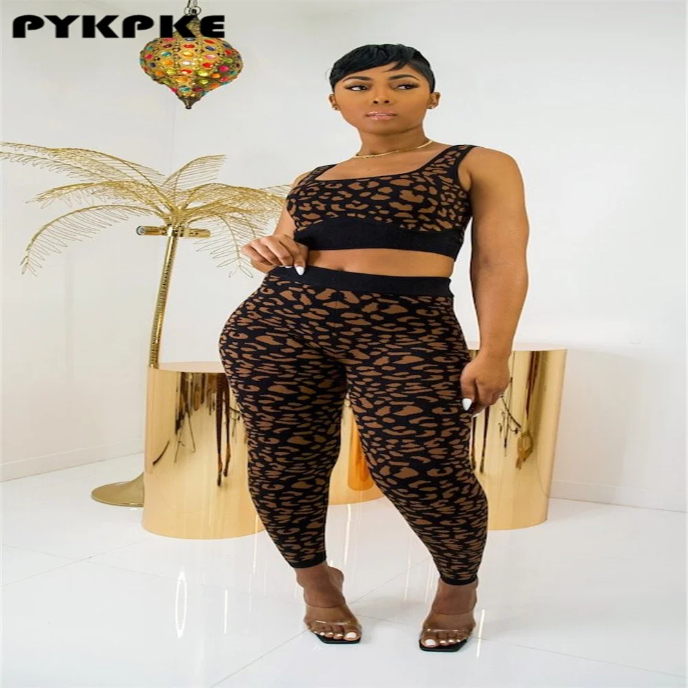 

Женский леопардовый спортивный костюм из 2 предметов, одежда для фитнеса, бега, тренировок, эффект пуш-ап, женский спортивный костюм