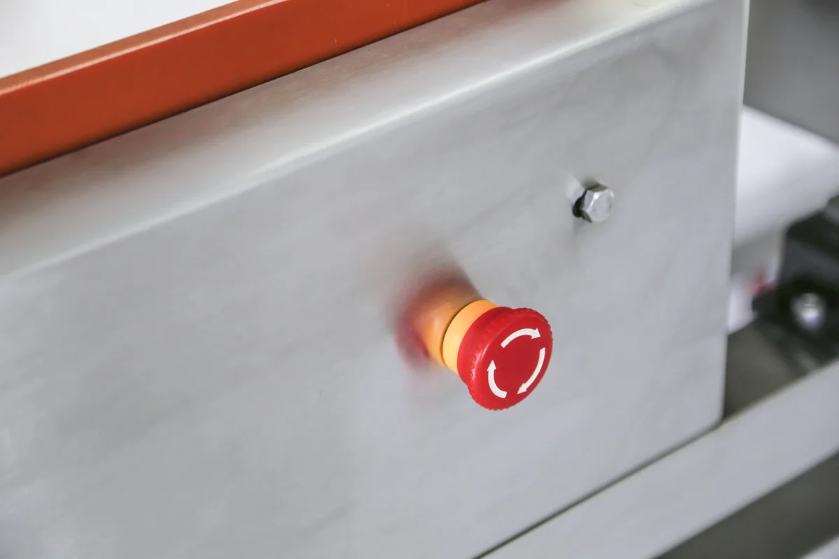 Пищевой металлоискатель и иглоискатель с функцией автоматического обучения |