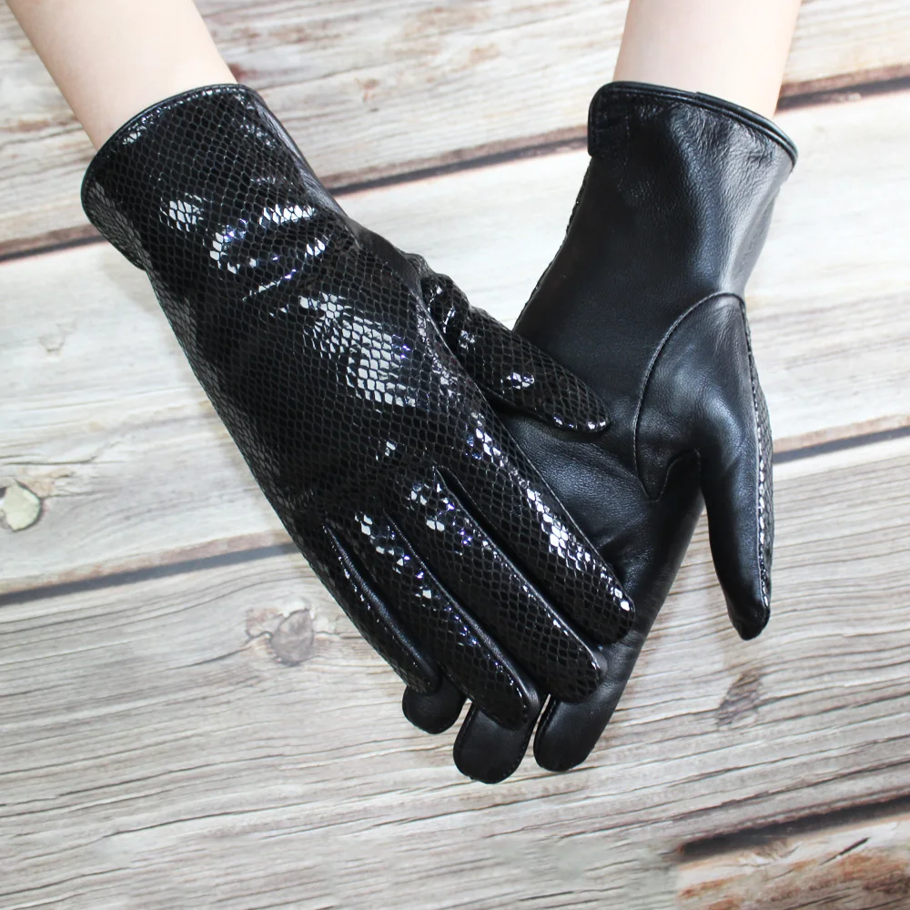 New Women Fashion Keep Warm In Autumn And Winter Black Half Serpentine High Quality Sheepskin Genuine Leather Gloves