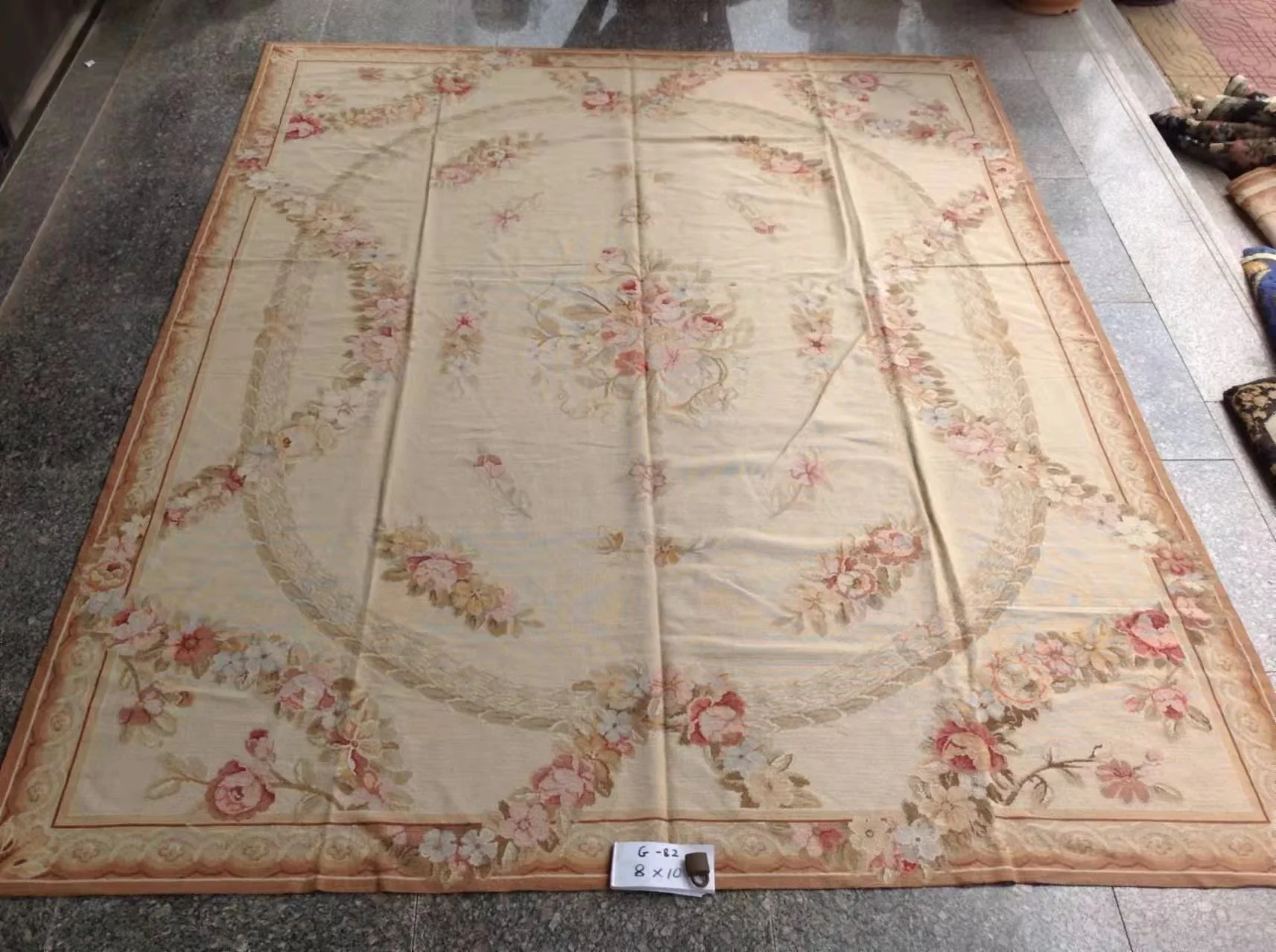 

Free Shipping Needlepoint Woolen Rug 8'x10'