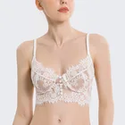 Комплект женского ультратонкого кружевного нижнего белья с французскими ресничками и стрингами