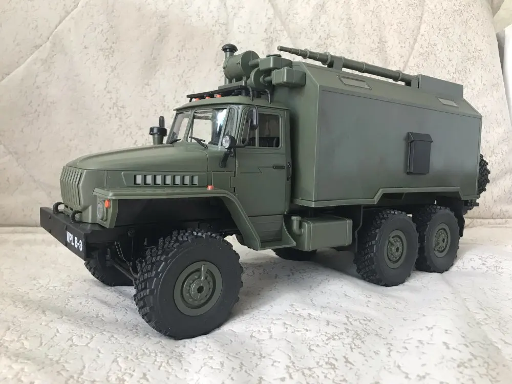 WPL грузовик игрушки для мальчиков RC грузовик B36 Урал 1/16 2,4G 6WD дистанционного Управление Военный Грузовик Рок Гусеничный автомобиль RC хобби Карро eletrico