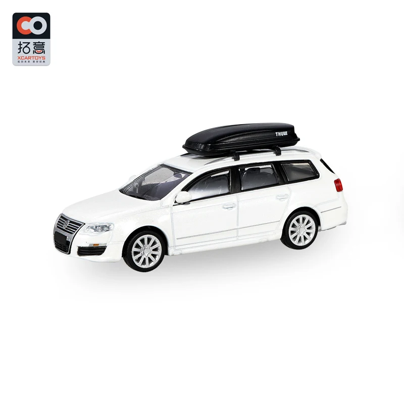 1/64 Xcartoys VW Passat R36 вагон с крышными ящиками металлическая литая модель