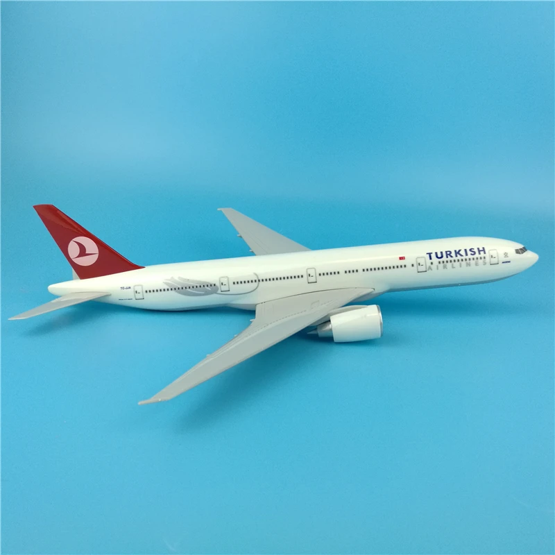 

32cm Turkish Airlines Boeing 777 Simulation Static Aircraft Model Turkey Airlines 1: 200 B777 Airplane Model Kit Decoration Toys