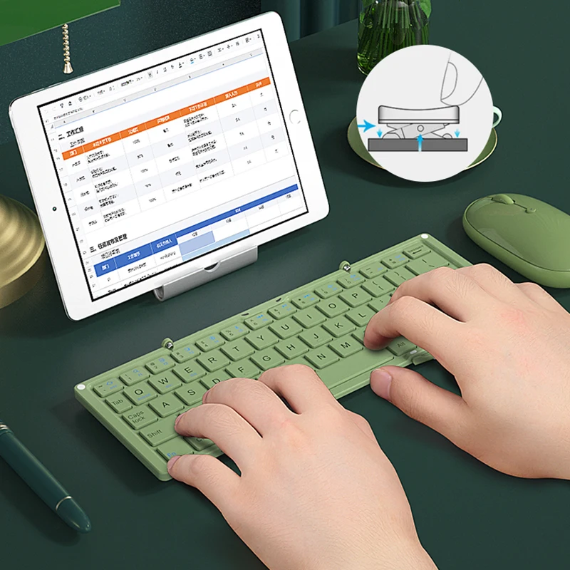 

B.O.W Mini Keyboard Bluetooth Connected to Tablets / Phone iOS Windows Android System Support Pocket Size Folded Style