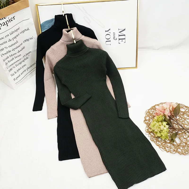 Женское трикотажное платье-свитер с высоким воротником и длинным рукавом |