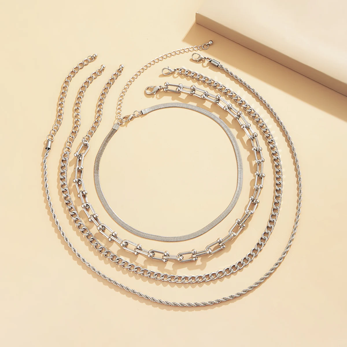 

SHIXIN Punk Layered U Shape Snake Chain Choker Necklace for Women Hiphop Twist Chains Necklaces Set on Neck 2021 Fashion Jewelry