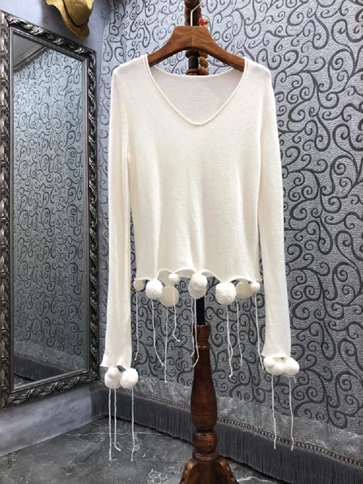 

Tassel Sweaters 2021 Autumn Winter Fashion Pullovers High Quality Women V-Neck Ball Deco Long Sleeve Beige Black Knitted Jumpers