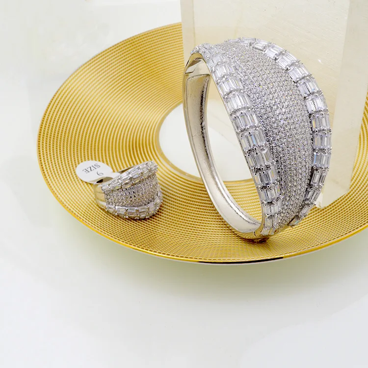 

Fashion bangle modern fashion zircon romantic big bangle with ring set