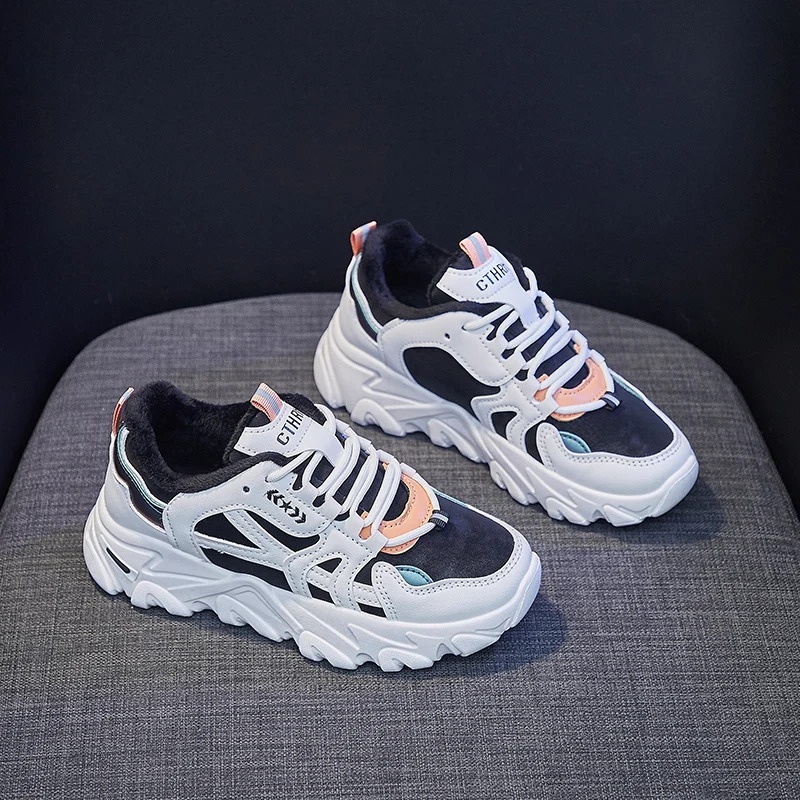 

Новинка 2021, женские зимние кроссовки для папы, сохраняющие тепло кожаные кроссовки на платформе, короткие плюшевые меховые Нескользящие сн...