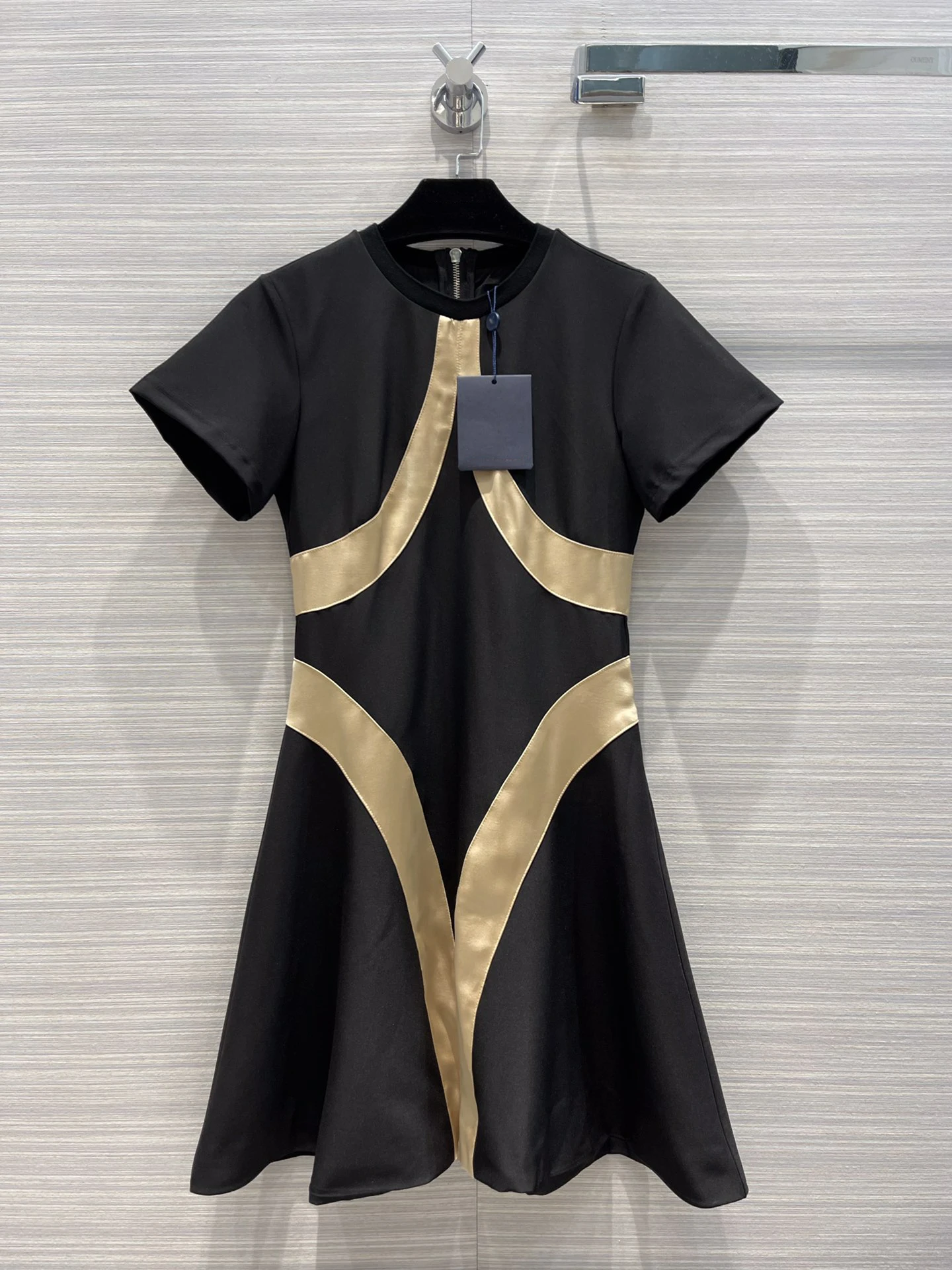 

New Autumn 1:1 High Original Quality Hit Color Elegant Women Dress L Chic V Cotton Luxury Haute Couture Mini Skirt Zipper A-Line