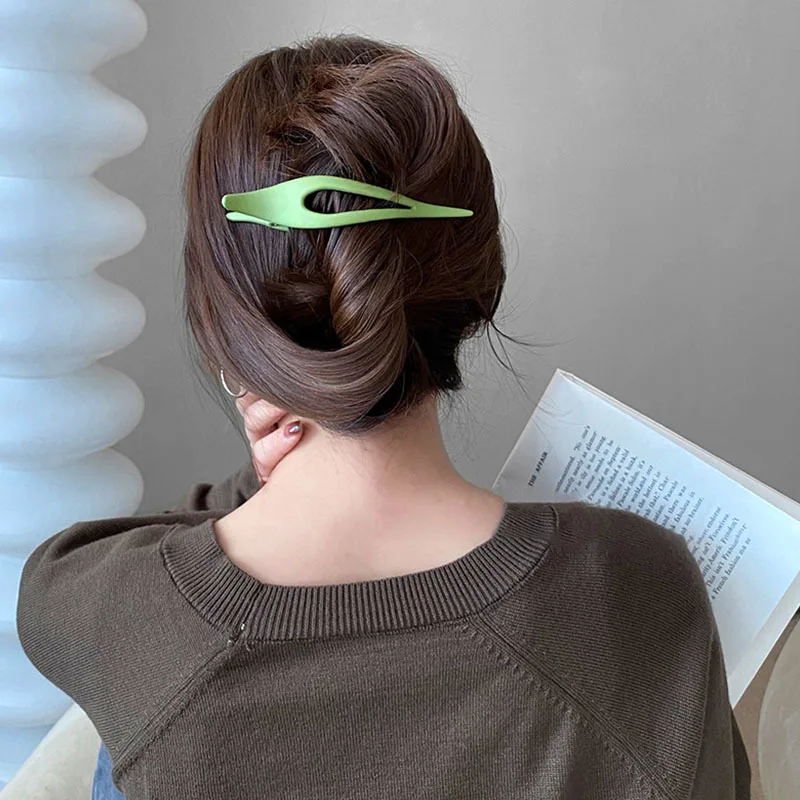 Корейский матовый акриловый большой зажим для волос однотонный элегантный