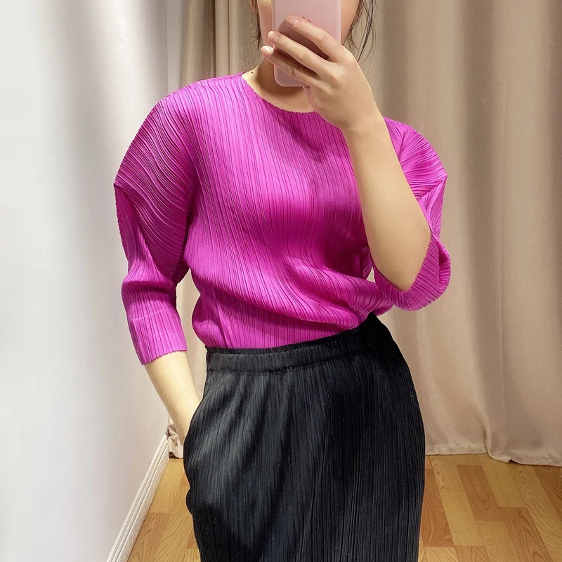 

Женская плиссированная футболка Changpleat, однотонная облегающая футболка с круглым вырезом, большие размеры, весна-лето 2020