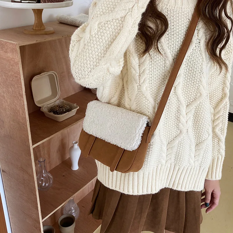 

2021 New Autumn and Winter Square Lamb Wool Stitching Shoulder Crossbody Bag Small Capacity Bag for Women Crossbody