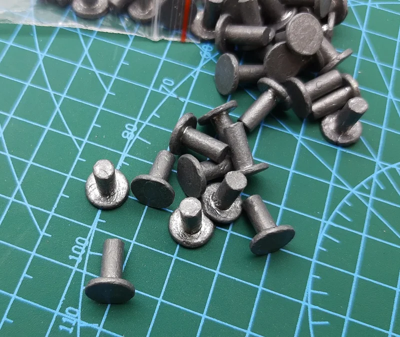 

Гвоздь со свинцовым уплотнением для газового счетчика