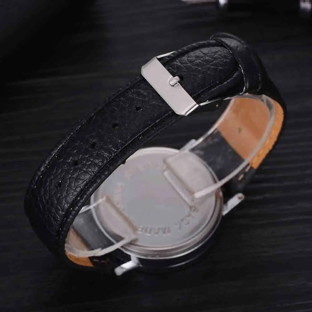 

New ladies fashion three-eye watch fashion snake print high quality PU leather hand watch